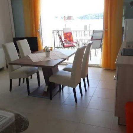 Adria View Jasenovo Apartamento *