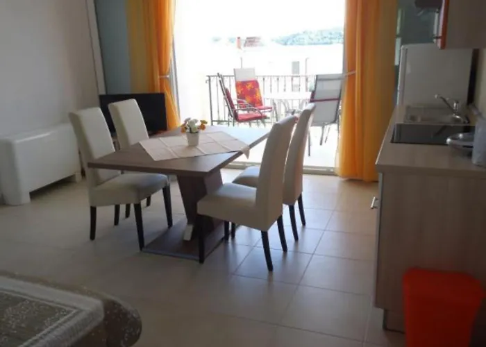 Adria View Jasenovo דירה *