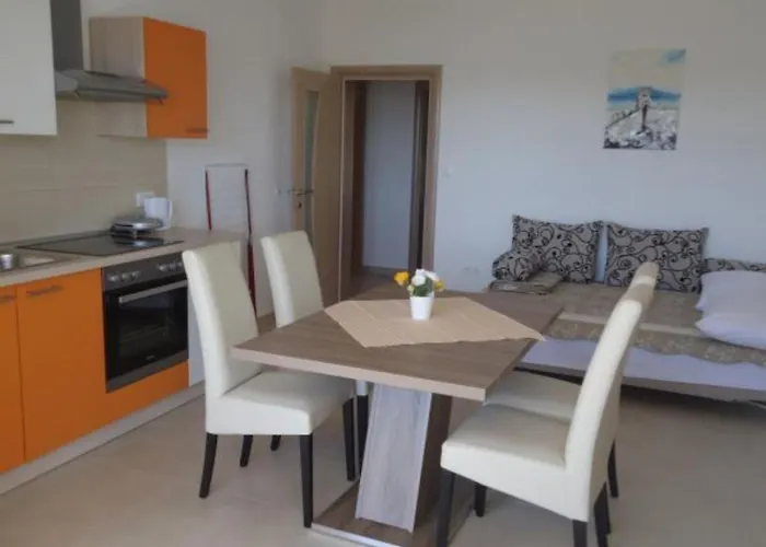 Adria View Jasenovo דירה